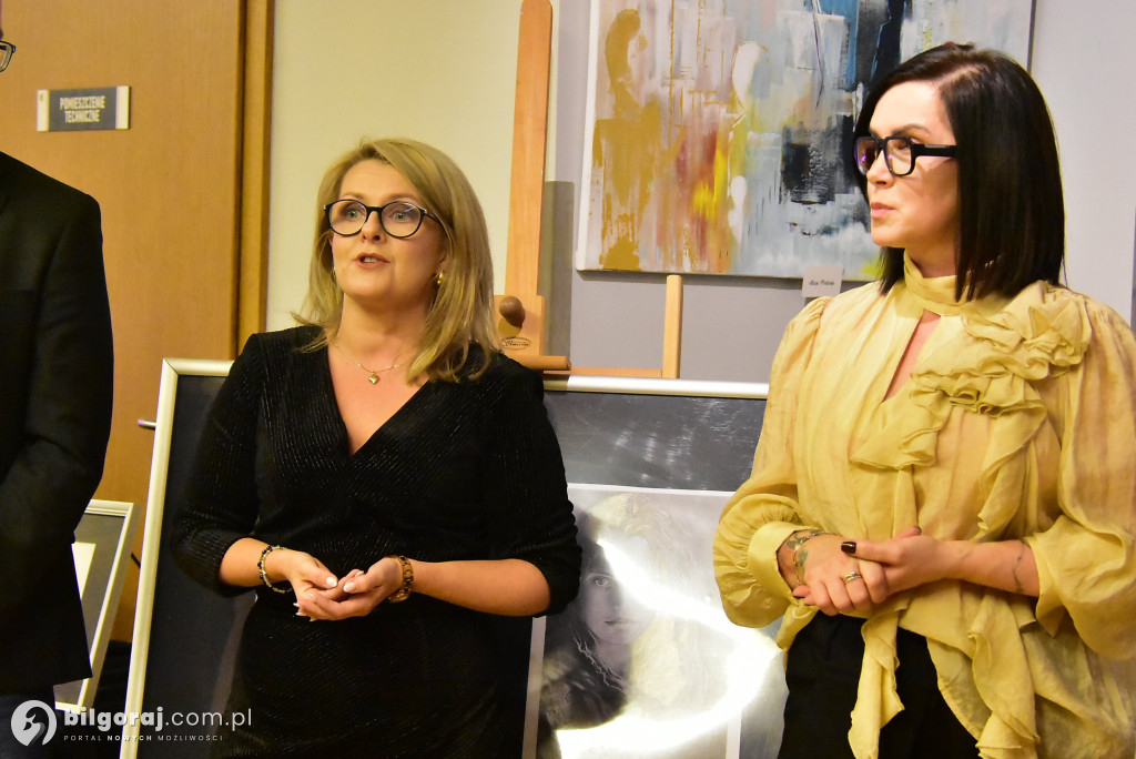 Dwie wizje człowieka: Wernisaż malarstwa Moniki Szabat i Alicji Naklickiej