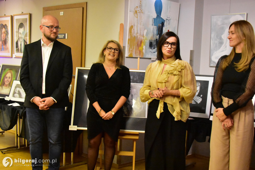 Dwie wizje człowieka: Wernisaż malarstwa Moniki Szabat i Alicji Naklickiej