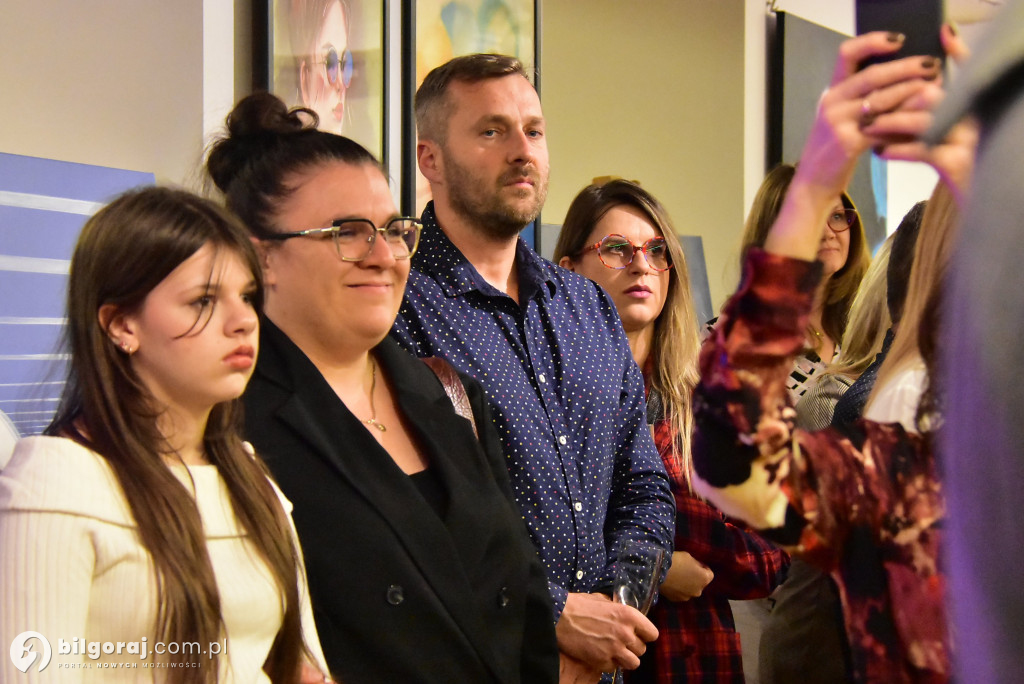 Dwie wizje człowieka: Wernisaż malarstwa Moniki Szabat i Alicji Naklickiej