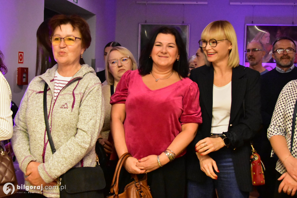 Dwie wizje człowieka: Wernisaż malarstwa Moniki Szabat i Alicji Naklickiej