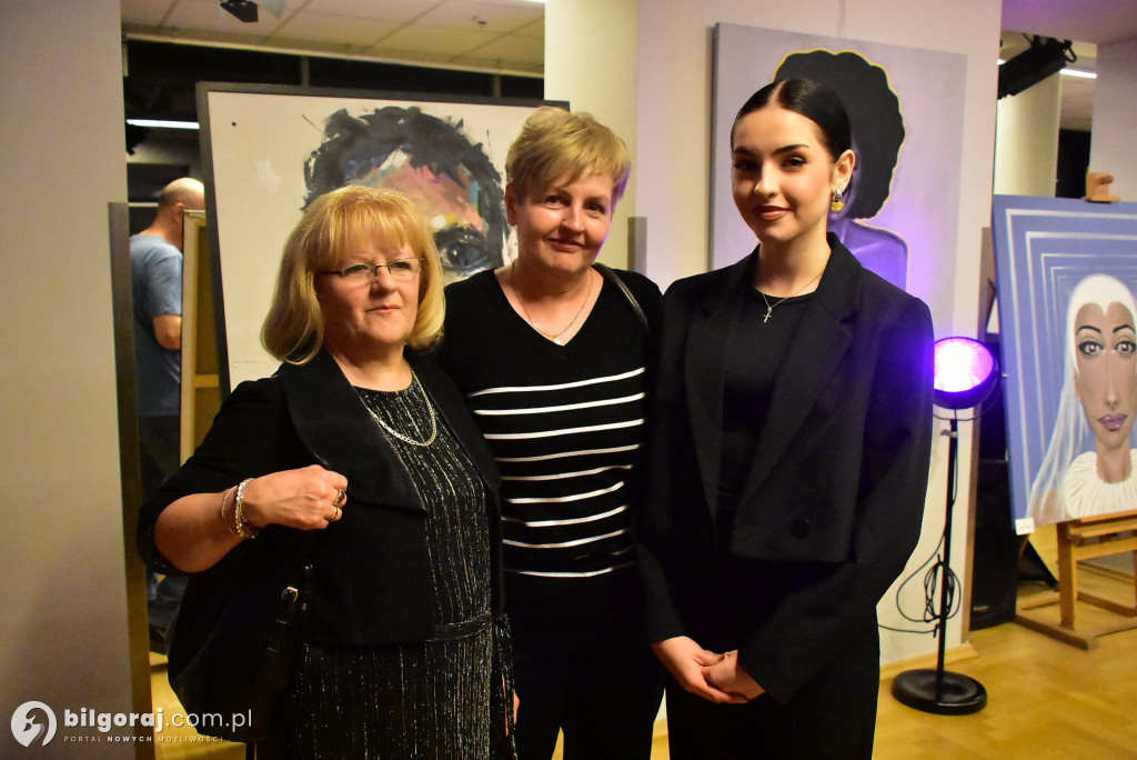 Dwie wizje człowieka: Wernisaż malarstwa Moniki Szabat i Alicji Naklickiej