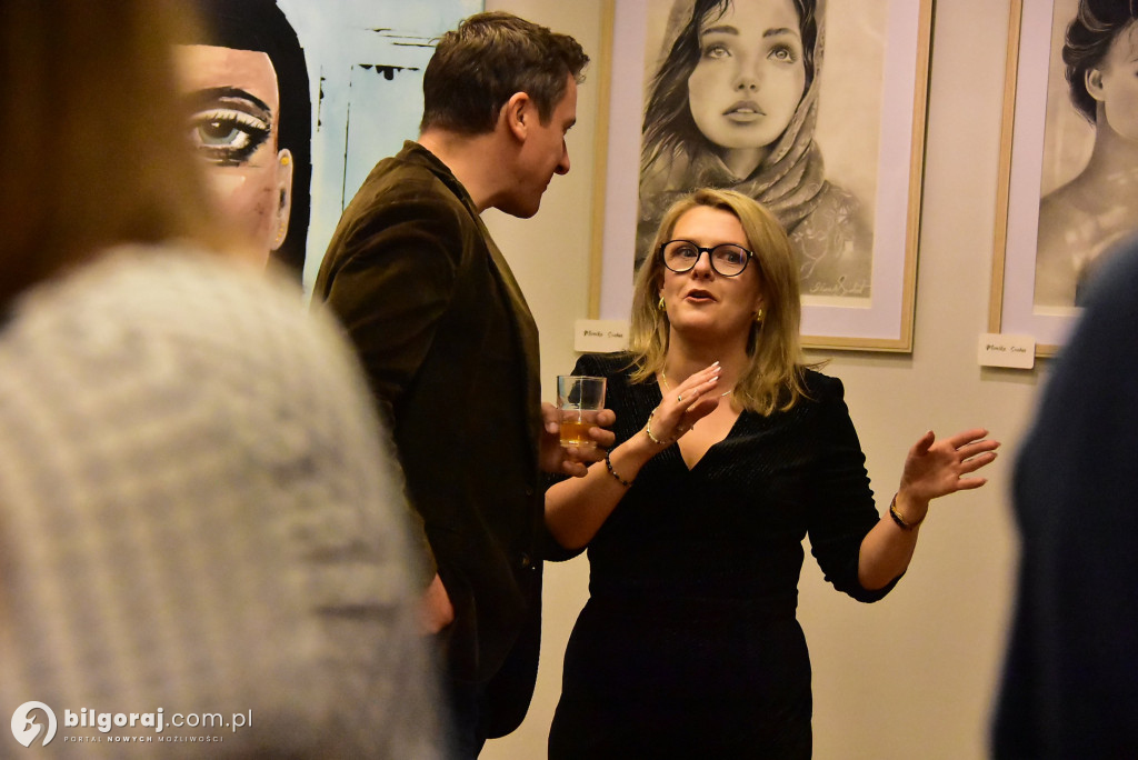 Dwie wizje człowieka: Wernisaż malarstwa Moniki Szabat i Alicji Naklickiej