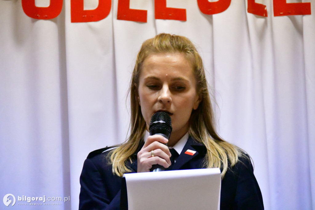 Pieśń łączy pokolenia: Mieszkańcy gm. Potok Górny śpiewali dla Niepodległej