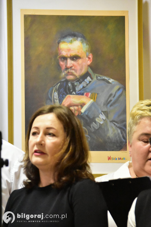 Pieśń łączy pokolenia: Mieszkańcy gm. Potok Górny śpiewali dla Niepodległej