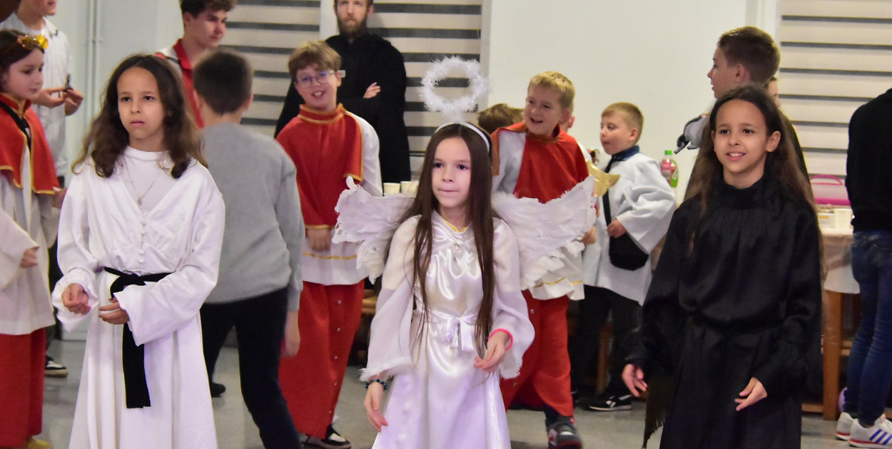 Zabawa, quiz i prezentacje: Bal Wszystkich w Biłgoraju