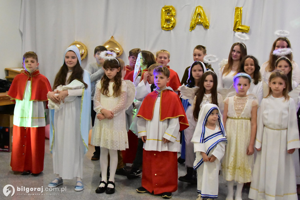 Zabawa, quiz i prezentacje: Bal Wszystkich w Biłgoraju