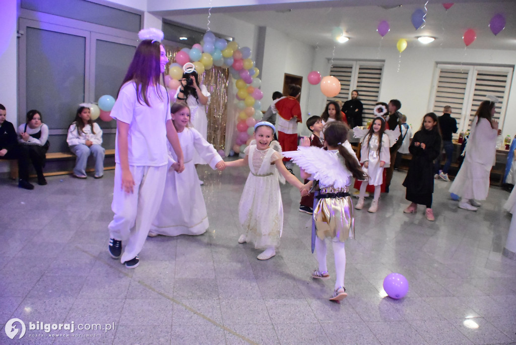 Zabawa, quiz i prezentacje: Bal Wszystkich w Biłgoraju