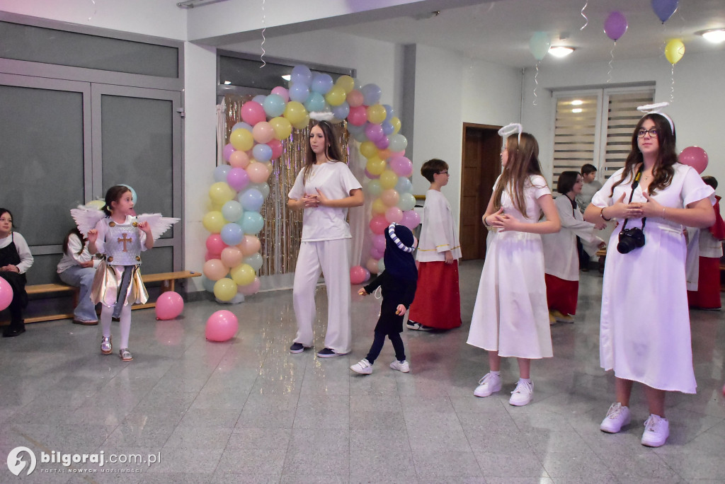 Zabawa, quiz i prezentacje: Bal Wszystkich w Biłgoraju