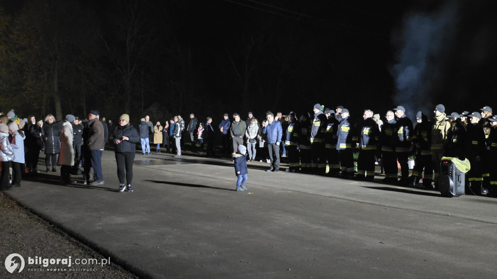 Goraj uczcił 107. rocznicę Odzyskania Niepodległości śpiewem i ogniskiem