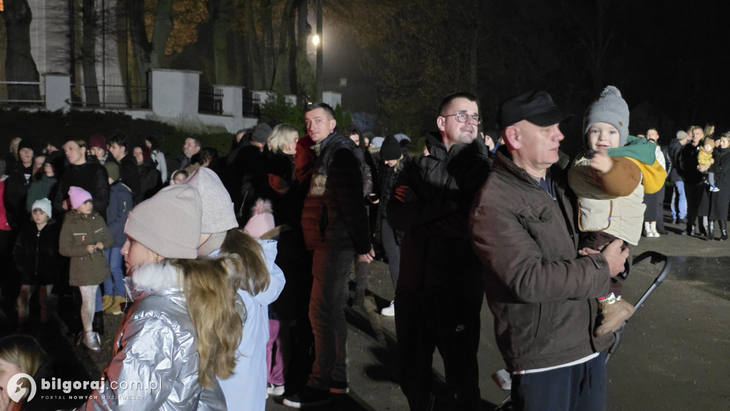 Goraj uczcił 107. rocznicę Odzyskania Niepodległości śpiewem i ogniskiem