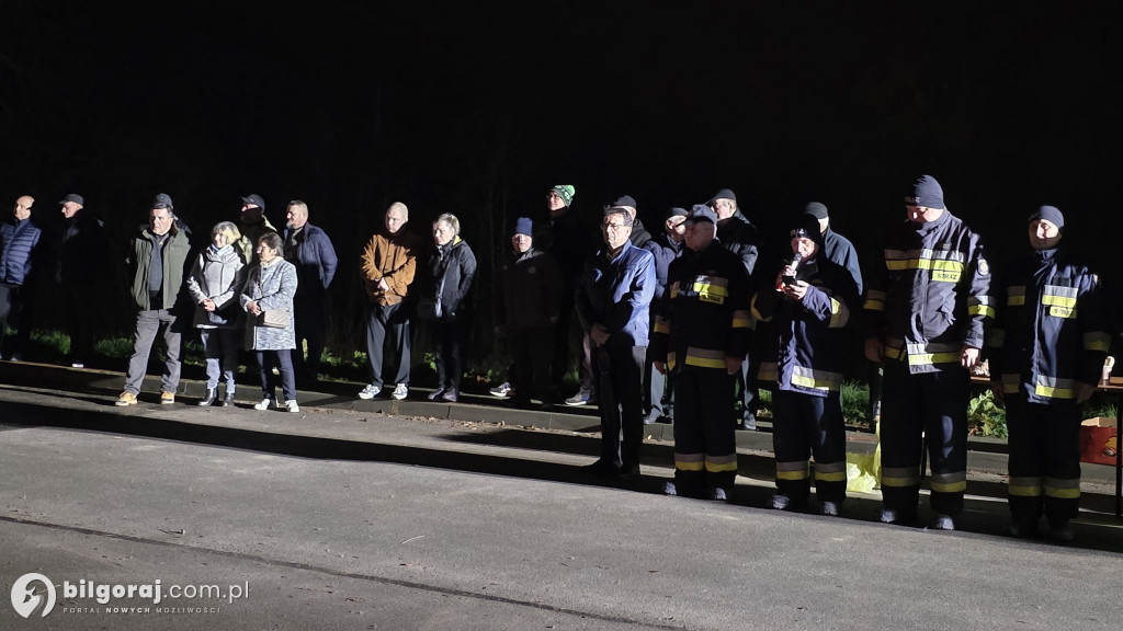 Goraj uczcił 107. rocznicę Odzyskania Niepodległości śpiewem i ogniskiem