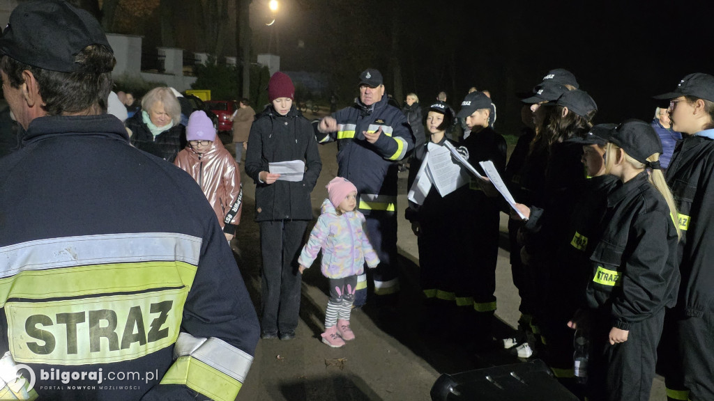 Goraj uczcił 107. rocznicę Odzyskania Niepodległości śpiewem i ogniskiem