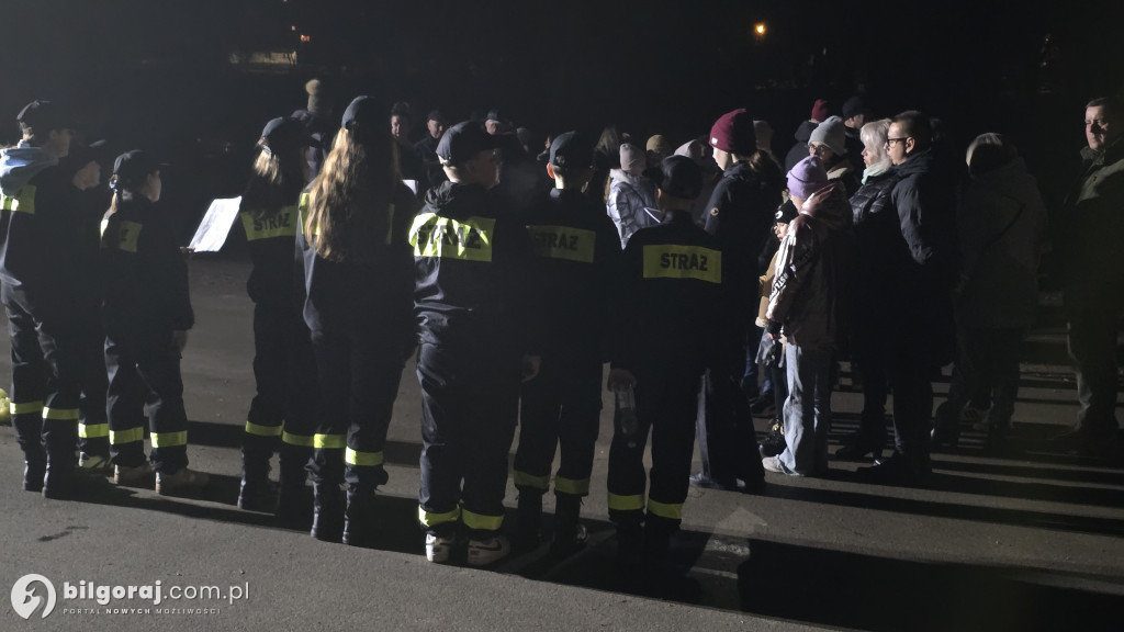 Goraj uczcił 107. rocznicę Odzyskania Niepodległości śpiewem i ogniskiem