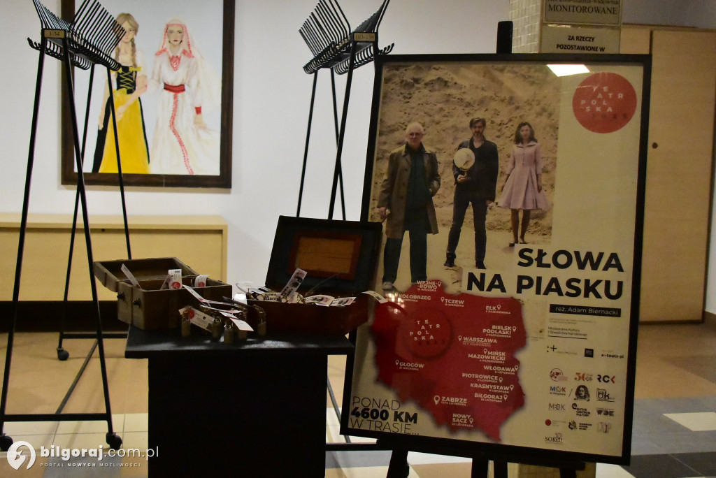 Darmowe foto i teatralne emocje: Teatr Nowy gościł w Biłgoraju
