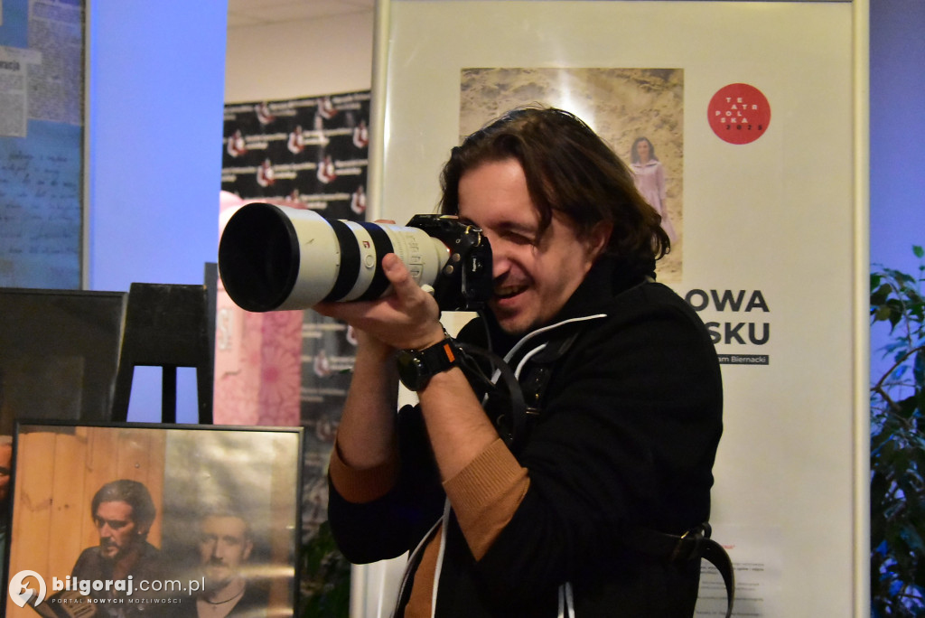 Darmowe foto i teatralne emocje: Teatr Nowy gościł w Biłgoraju