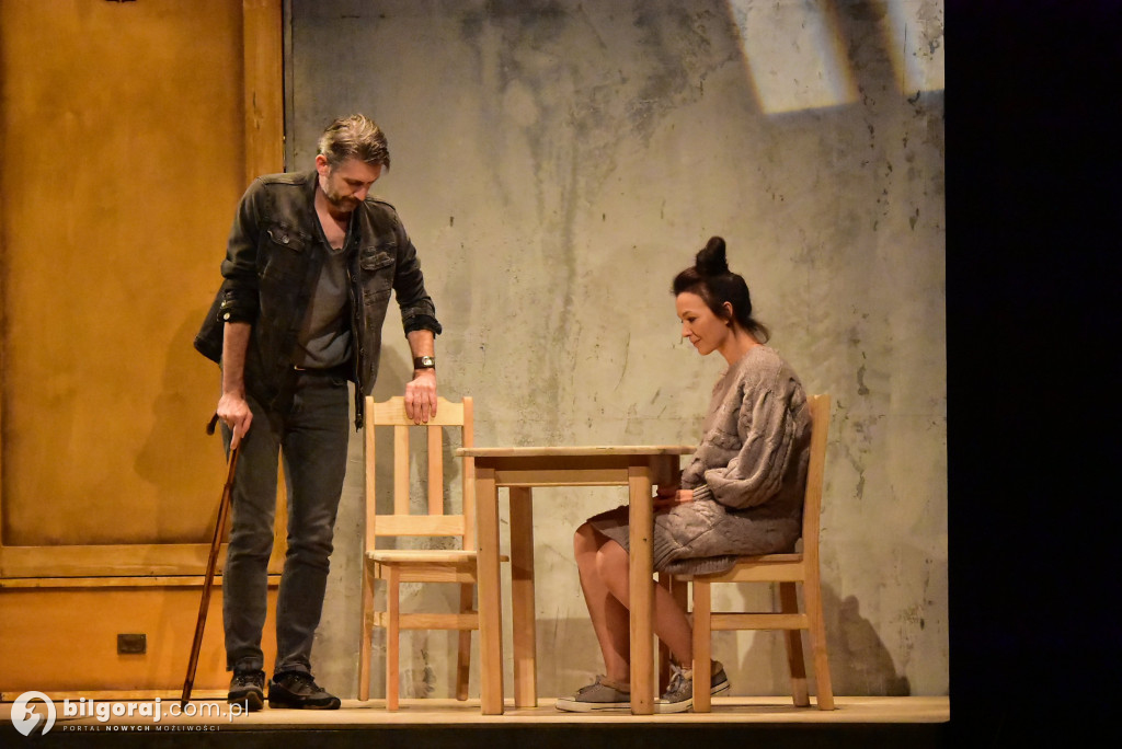Darmowe foto i teatralne emocje: Teatr Nowy gościł w Biłgoraju