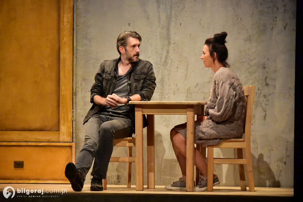 Darmowe foto i teatralne emocje: Teatr Nowy gościł w Biłgoraju