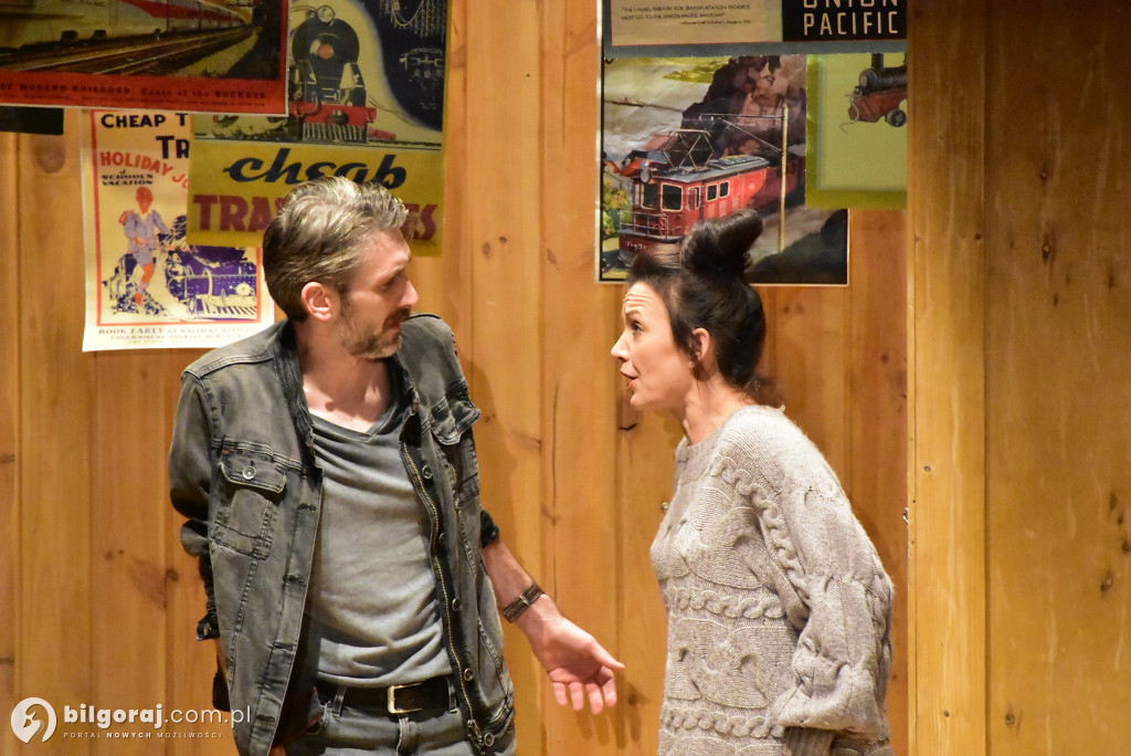 Darmowe foto i teatralne emocje: Teatr Nowy gościł w Biłgoraju