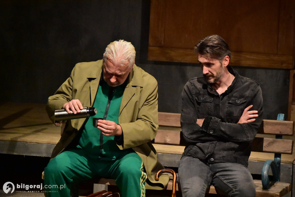 Darmowe foto i teatralne emocje: Teatr Nowy gościł w Biłgoraju