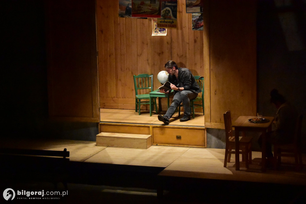 Darmowe foto i teatralne emocje: Teatr Nowy gościł w Biłgoraju