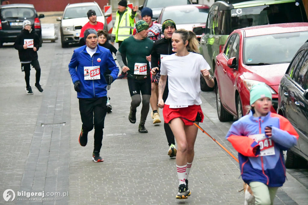 X Biłgorajski Bieg Niepodległości: Z jednej strony hołd, z drugiej – pomoc