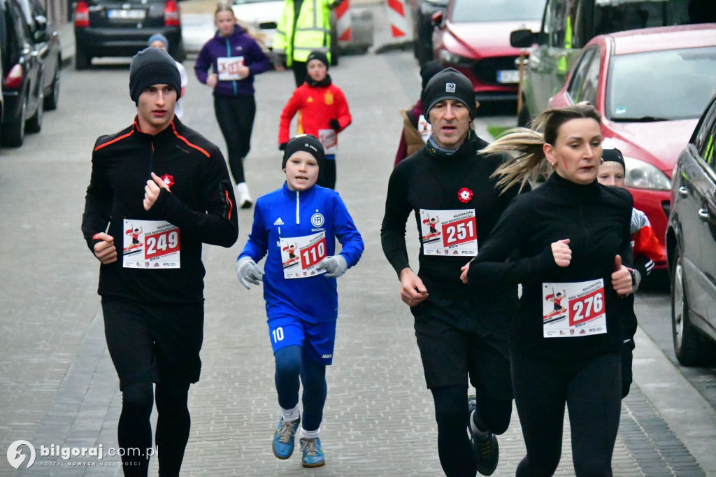 X Biłgorajski Bieg Niepodległości: Z jednej strony hołd, z drugiej – pomoc