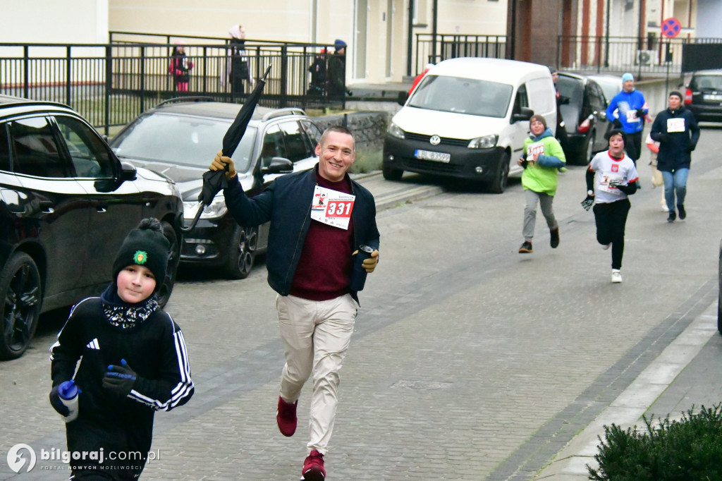 X Biłgorajski Bieg Niepodległości: Z jednej strony hołd, z drugiej – pomoc
