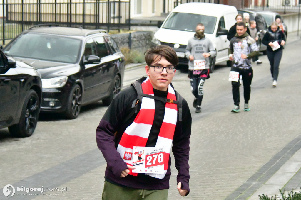 X Biłgorajski Bieg Niepodległości: Z jednej strony hołd, z drugiej – pomoc