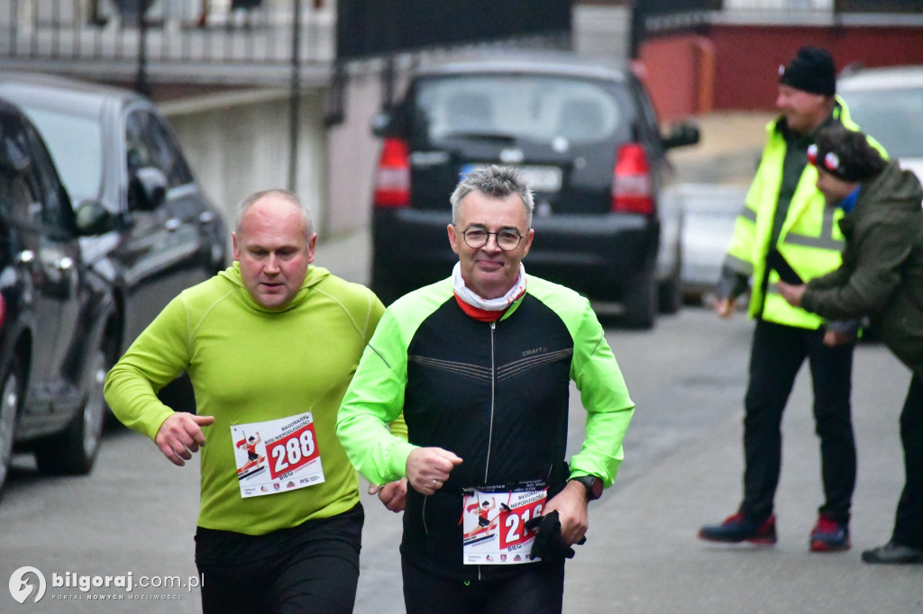 X Biłgorajski Bieg Niepodległości: Z jednej strony hołd, z drugiej – pomoc