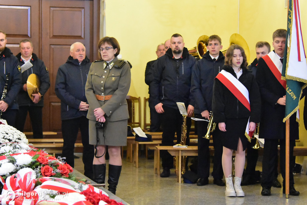 Biszcza. Ułani, strażacy i biało-czerwone melodie