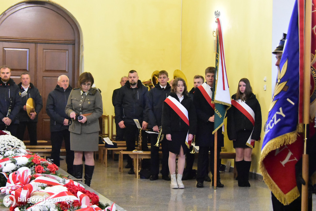 Biszcza. Ułani, strażacy i biało-czerwone melodie