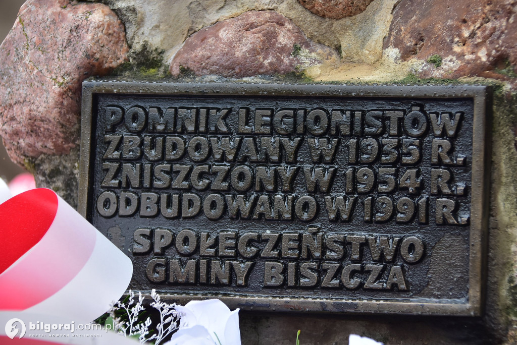 Biszcza. Ułani, strażacy i biało-czerwone melodie