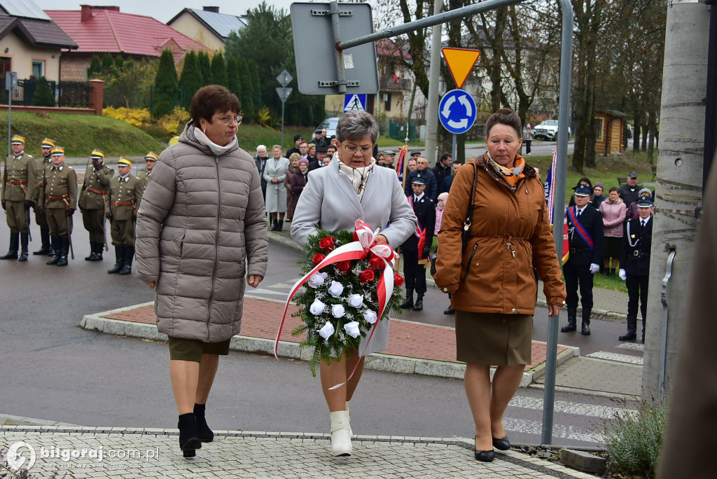Biszcza. Ułani, strażacy i biało-czerwone melodie