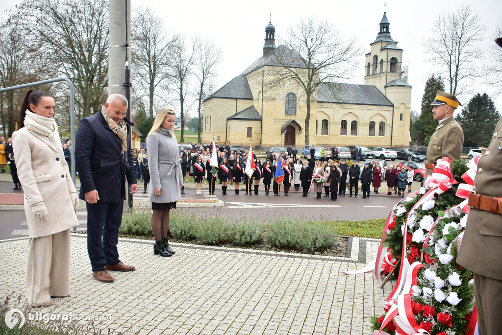Biszcza. Ułani, strażacy i biało-czerwone melodie