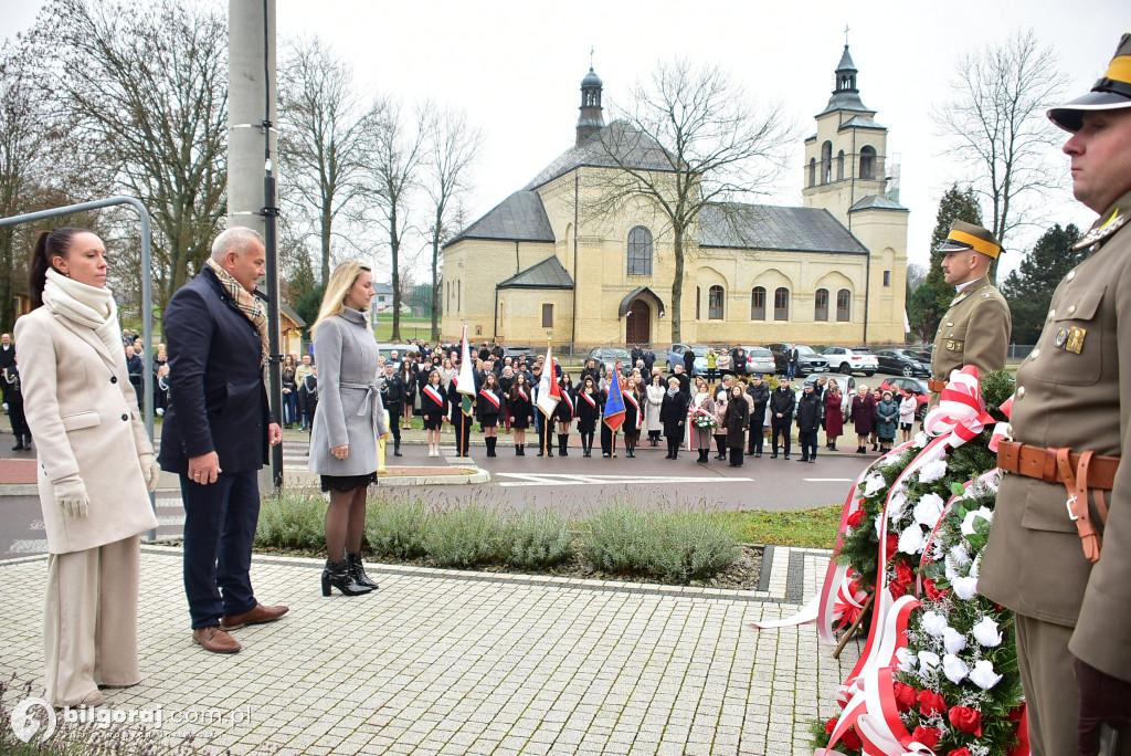 Biszcza. Ułani, strażacy i biało-czerwone melodie
