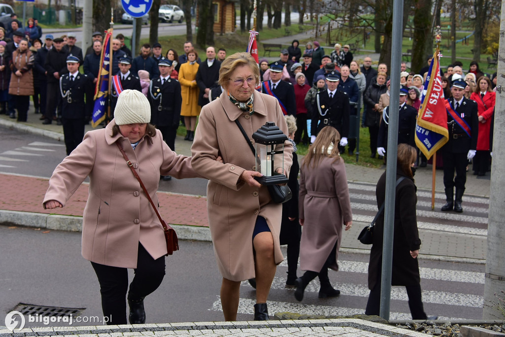 Biszcza. Ułani, strażacy i biało-czerwone melodie