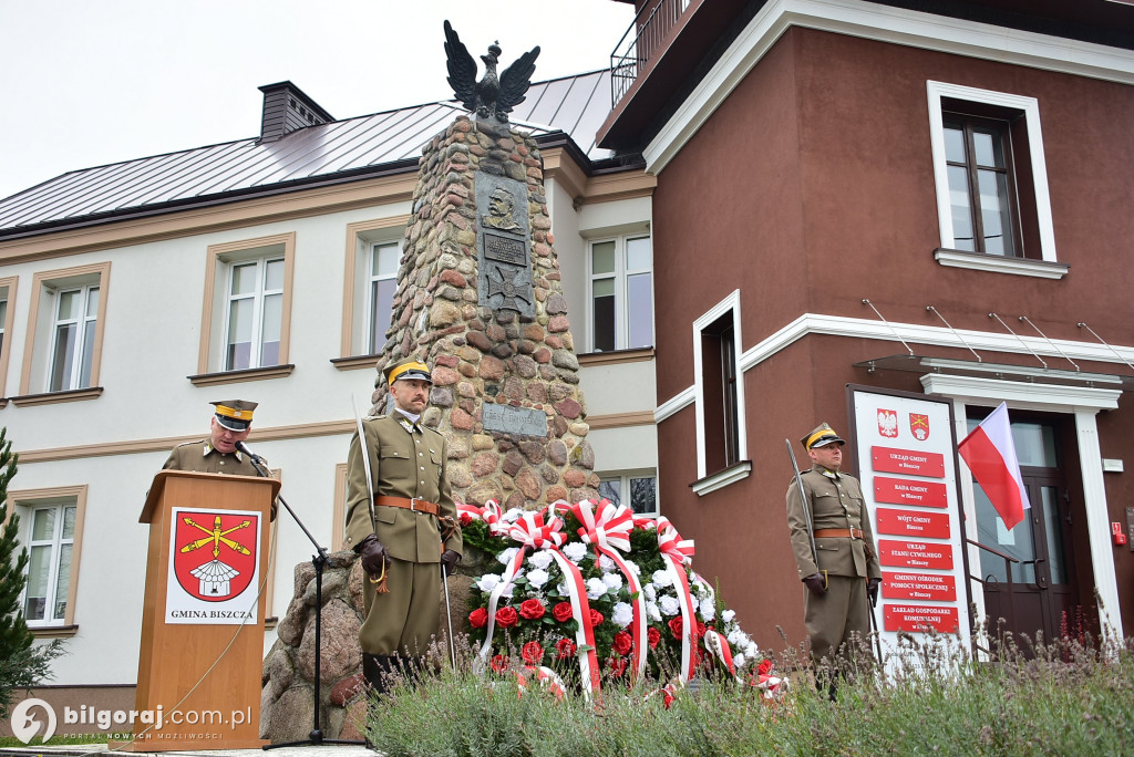 Biszcza. Ułani, strażacy i biało-czerwone melodie