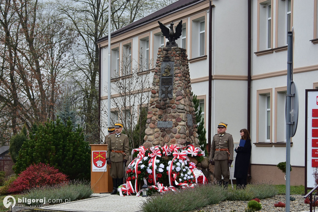 Biszcza. Ułani, strażacy i biało-czerwone melodie