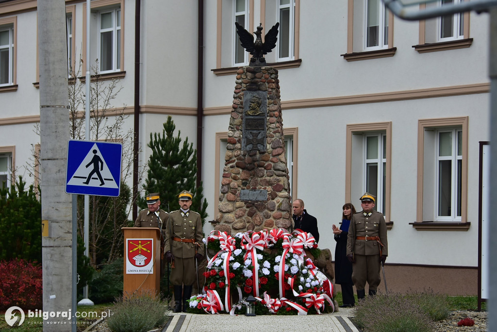 Biszcza. Ułani, strażacy i biało-czerwone melodie