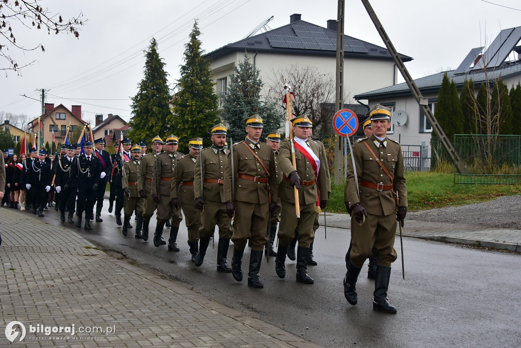 Biszcza. Ułani, strażacy i biało-czerwone melodie