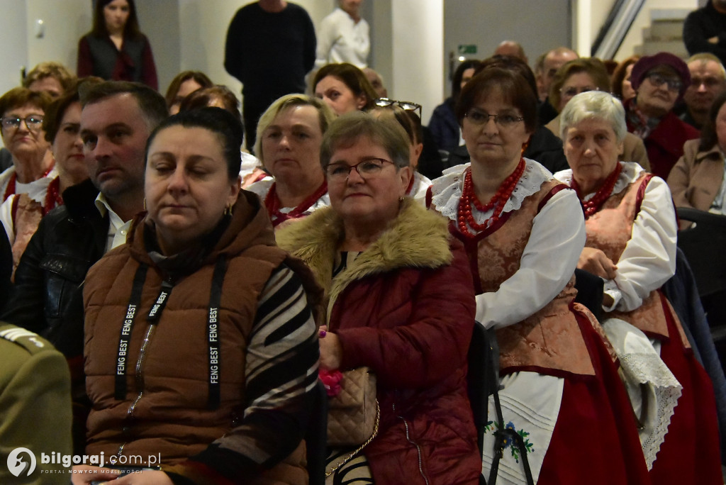 Biszcza. Ułani, strażacy i biało-czerwone melodie