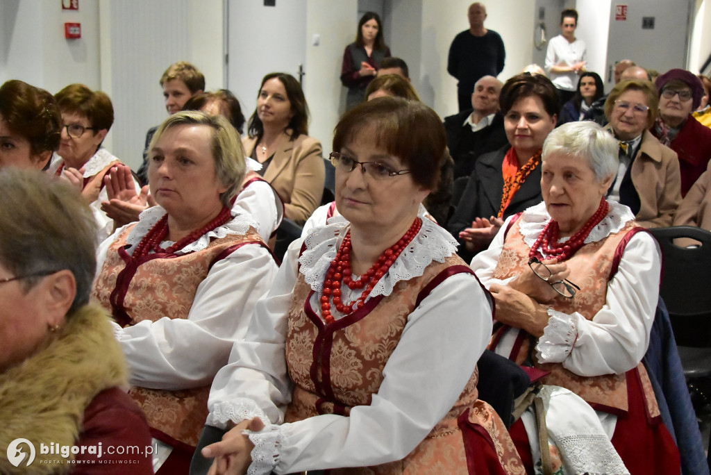 Biszcza. Ułani, strażacy i biało-czerwone melodie