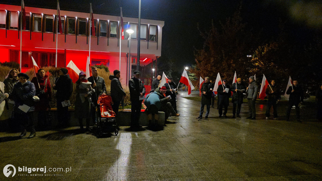 Patriotyczny głos na Placu Wolności: Mieszkańcy Biłgoraja na 11 listopada