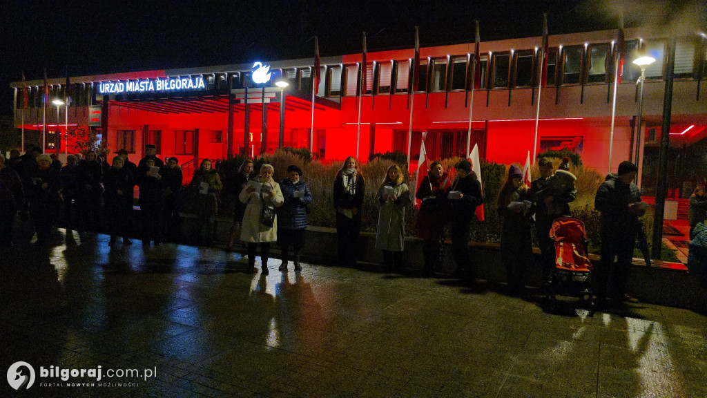 Patriotyczny głos na Placu Wolności: Mieszkańcy Biłgoraja na 11 listopada