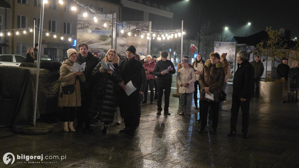 Patriotyczny głos na Placu Wolności: Mieszkańcy Biłgoraja na 11 listopada