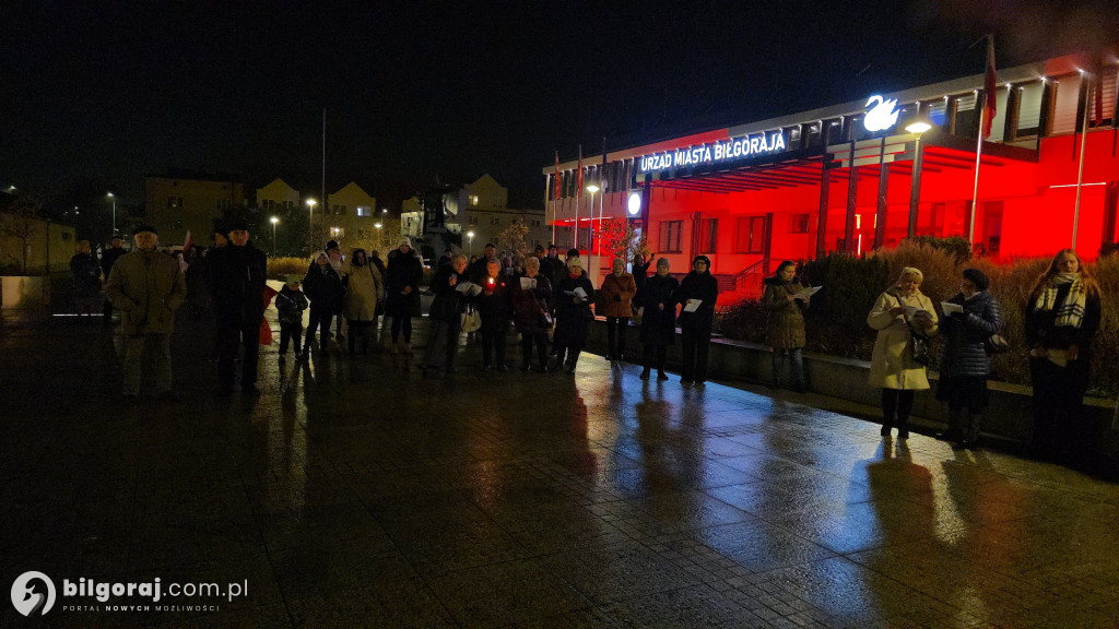 Patriotyczny głos na Placu Wolności: Mieszkańcy Biłgoraja na 11 listopada