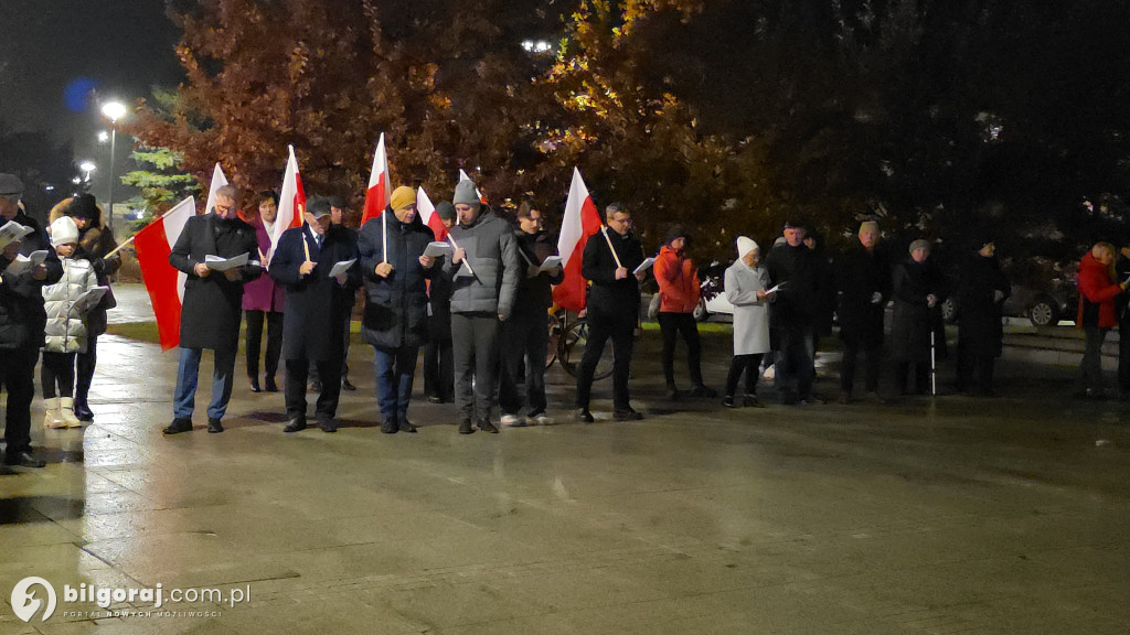 Patriotyczny głos na Placu Wolności: Mieszkańcy Biłgoraja na 11 listopada