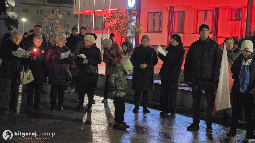 Patriotyczny głos na Placu Wolności: Mieszkańcy Biłgoraja na 11 listopada