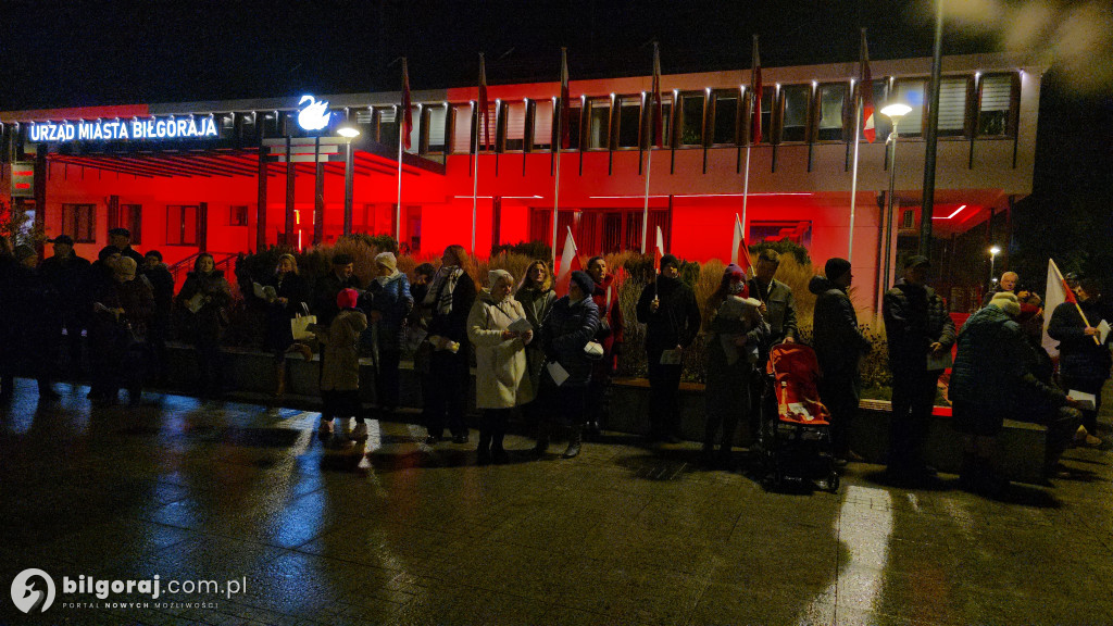 Patriotyczny głos na Placu Wolności: Mieszkańcy Biłgoraja na 11 listopada