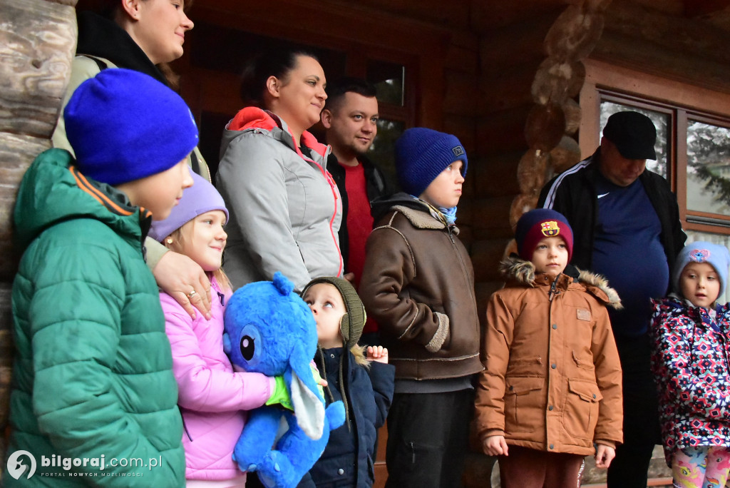 Aktywny listopad: Najwytrwalsi mieszkańcy Biłgoraja na wędrówce z leśnikiem